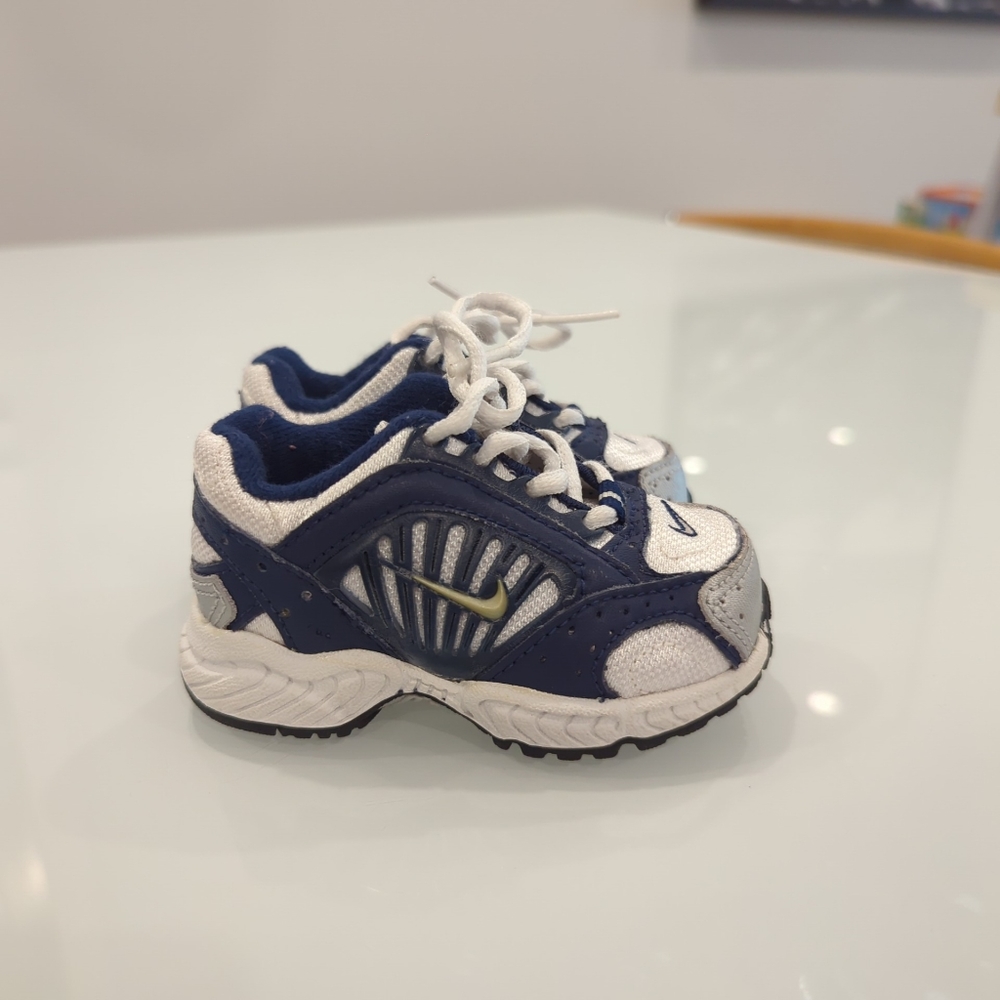 Nike size 3
